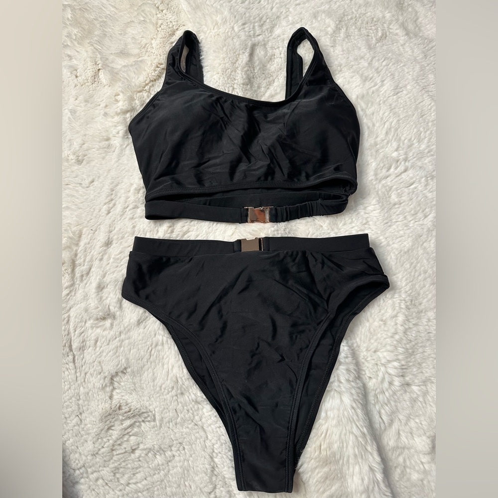 Black Women's Swim Set